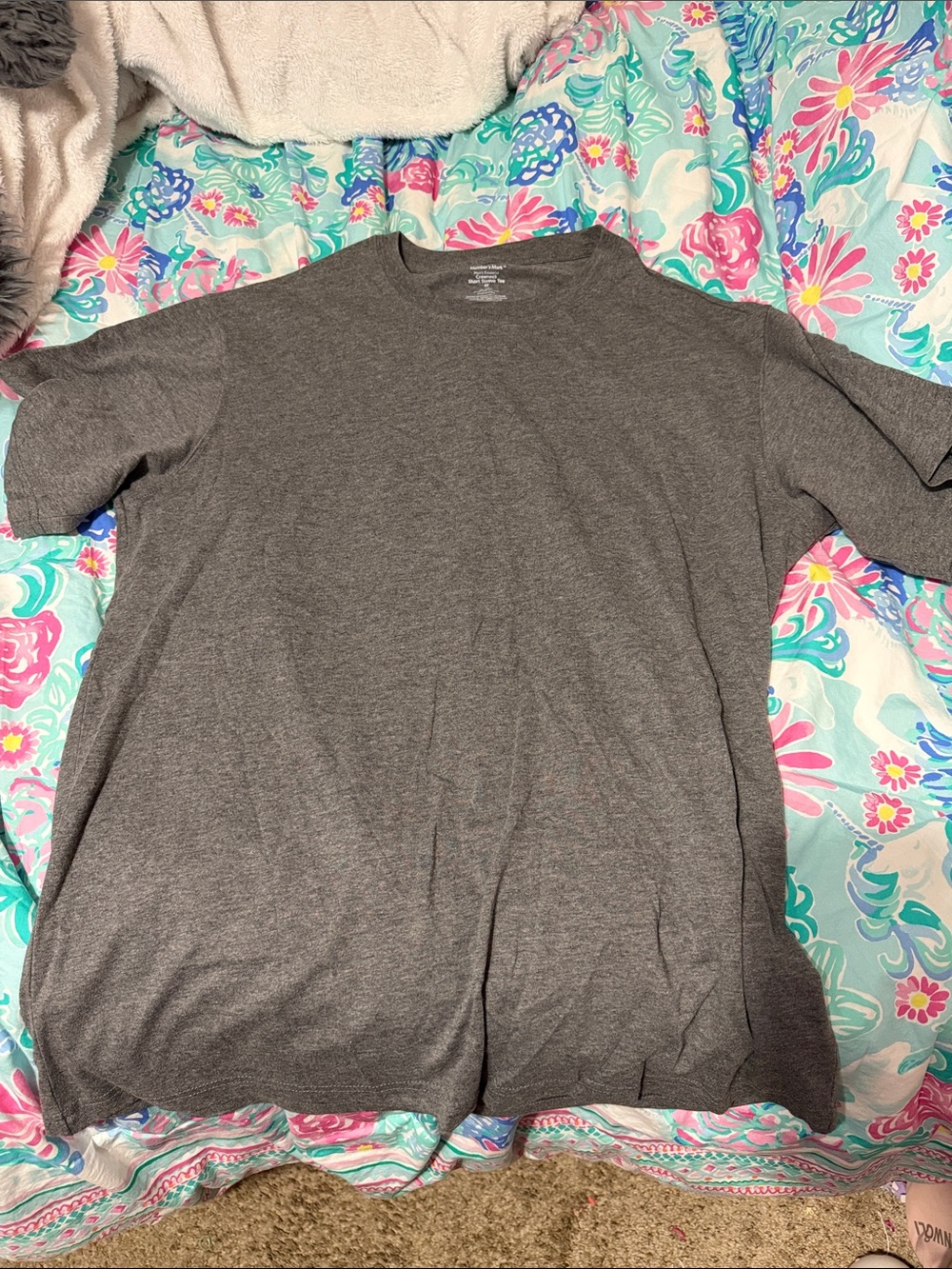 Men's Short Sleeve Crew Neck T-Shirt — Charcoal Gray